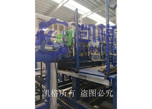 巖棉板整套生產線用減速機7